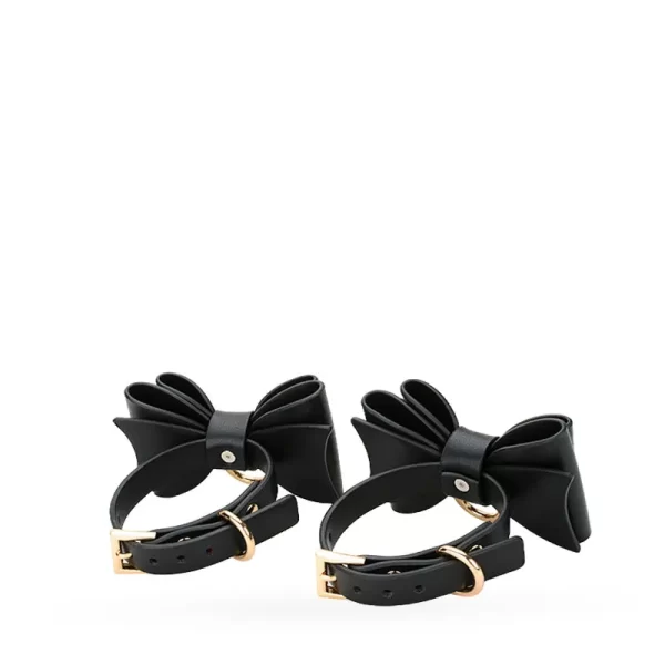 Kit Bondage Sado Com Detalhes em Borboleta E Estojo Em Couro Sintético Com 8 Peças - Bondage Kits 3R - Imagem 21