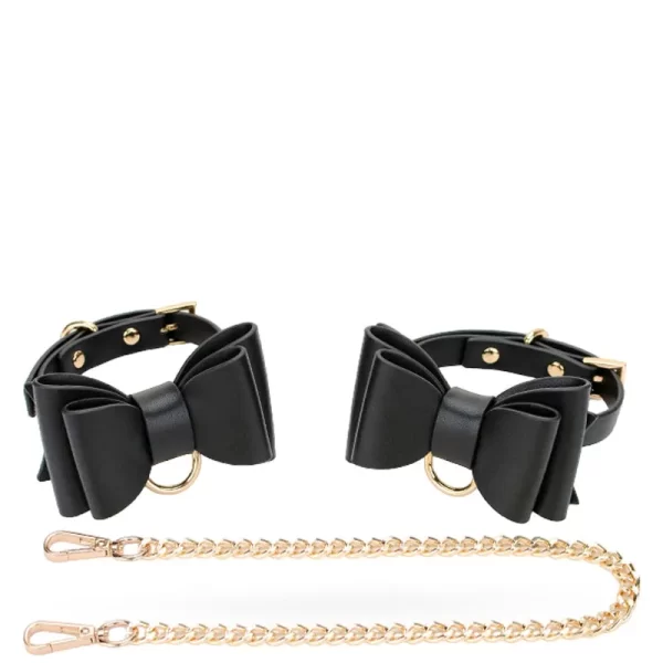 Kit Bondage Sado Com Detalhes em Borboleta E Estojo Em Couro Sintético Com 8 Peças - Bondage Kits 3R - Imagem 18